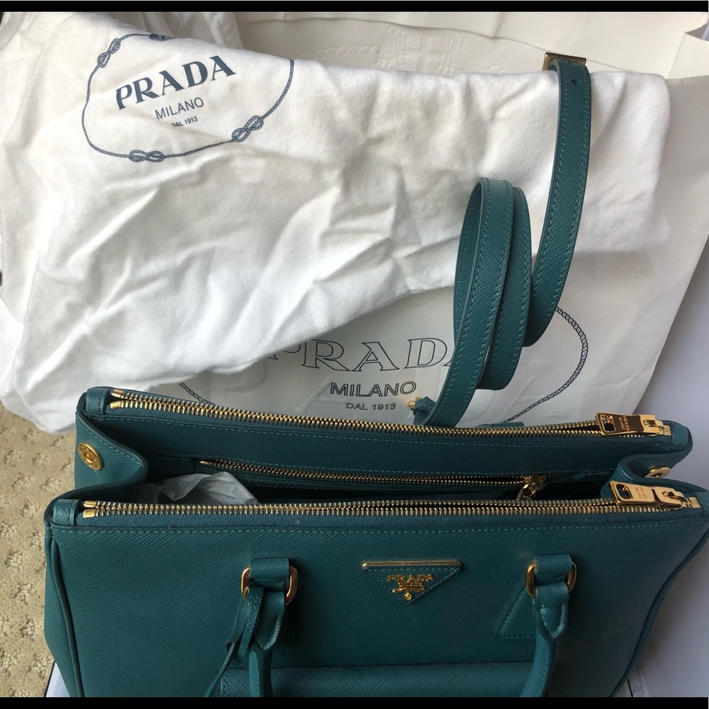 NWT Prada Saffiano Lux Ottanio handbag large 😍 - Picture 2 of 9